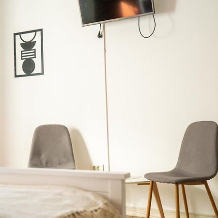 Cozy Studio Universitate Bukarest Kültér fotó